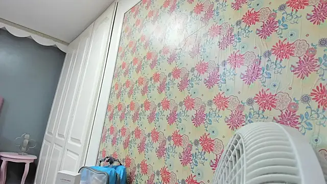 Tammy parker  online show from October 27, 7:26 am