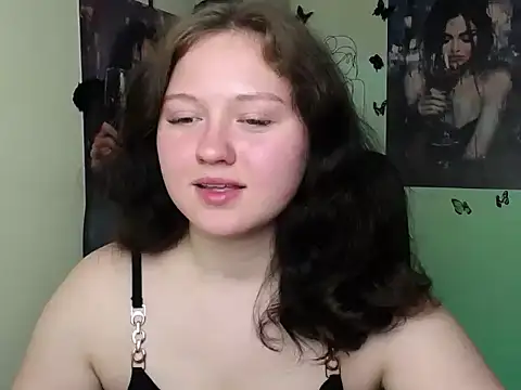 LadyAlice  online show from June 2, 6:36 am