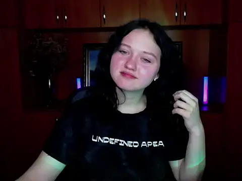 LadyAlice  online show from November 7, 7:19 pm