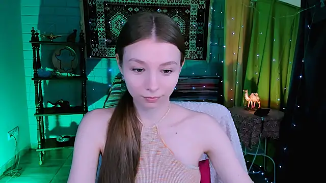 JulieDaniel online show from June 29, 4:08 am