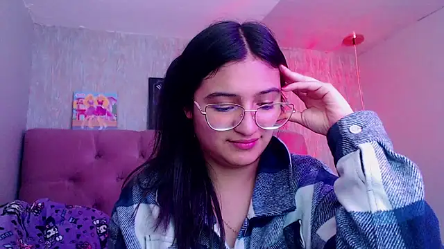 laurenelove online show from October 13, 7:00 am