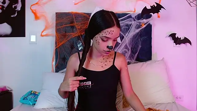 Lilith Nocturne online show from October 18, 7:26 pm