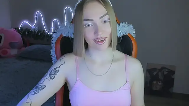 LaraKrein lk online show from December 19, 3:37 pm