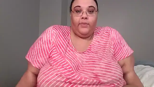 SexyBBW10790 online show from March 21, 2:11 pm