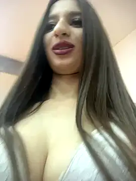 Anyssia online show from December 15, 11:10 pm