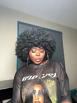 WomanNextdoor1 online show from March 19, 7:13 am