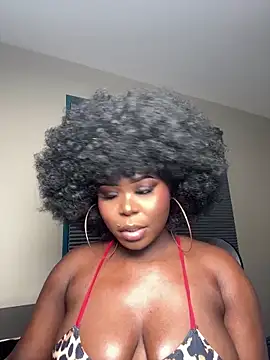 WomanNextdoor1 online show from February 1, 4:33 am