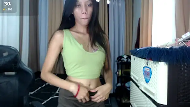 kourtneyluv  online show from March 10, 5:22 am