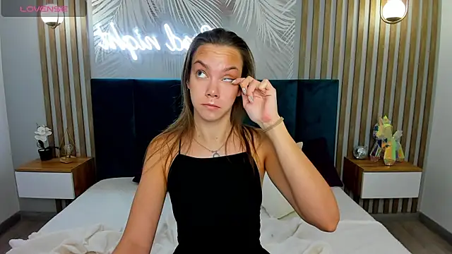 Vickie Smith online show from November 22, 12:57 am