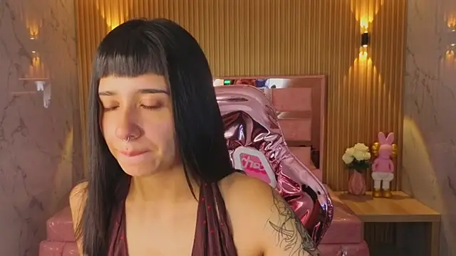 allyssa bellini s online show from October 29, 8:33 pm