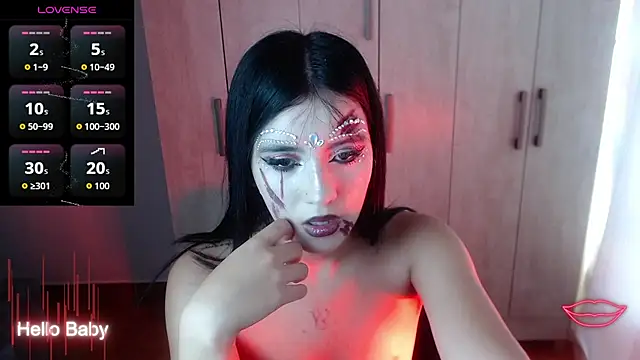 Velvet 28 online show from October 31, 1:48 pm