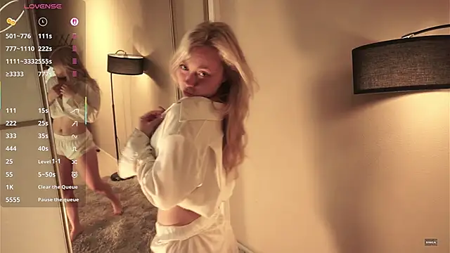 AccaCroyle online show from September 11, 6:52 pm