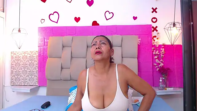 Damary Leon online show from September 26, 7:22 pm