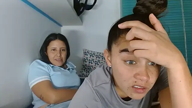 Arieeel 09 online show from April 15, 7:58 pm