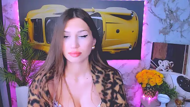 Mollyinyourmind online show from September 28, 12:10 pm