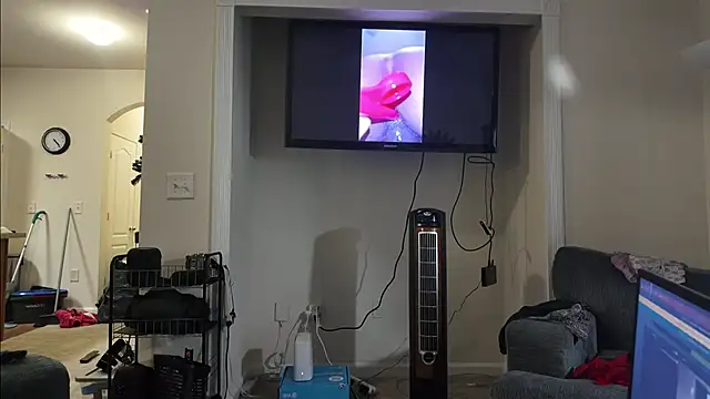 Triggerhappycj100 online show from June 10, 10:52 pm