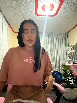 laure torres online show from October 12, 8:28 am