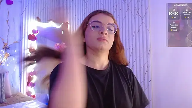 Naomy tay1 online show from March 11, 2:49 am