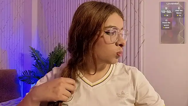 Naomy tay1 online show from March 6, 3:34 am