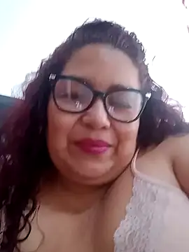 ladytropical1 online show from November 12, 6:39 pm