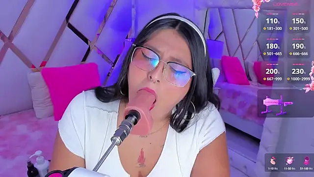 megann  up online show from September 13, 4:09 am