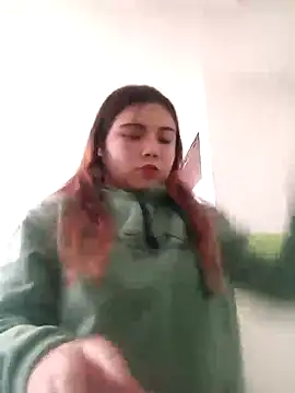 LucyPetit online show from September 22, 12:58 pm