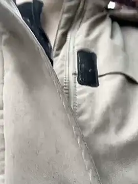 raen001 online show from March 6, 9:37 am