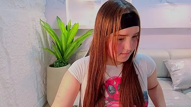 black russo r online show from September 26, 8:06 pm