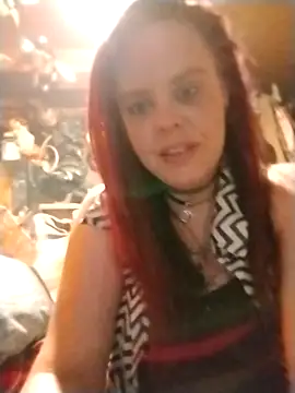 TWiSTYTheTwizted online show from April 23, 7:38 pm
