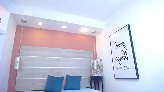 AlexandraCambell online show from November 19, 3:56 pm