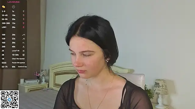 EnricaElis online show from September 8, 8:08 pm