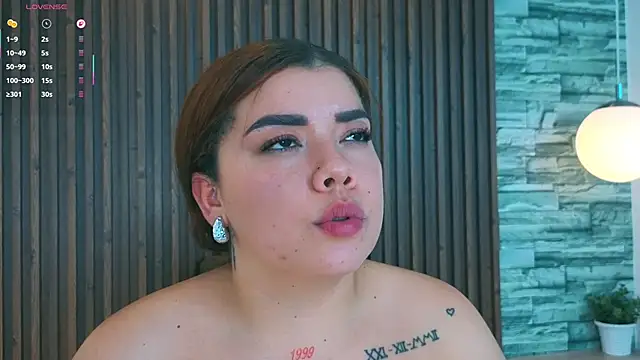 leilapons online show from March 31, 7:58 pm