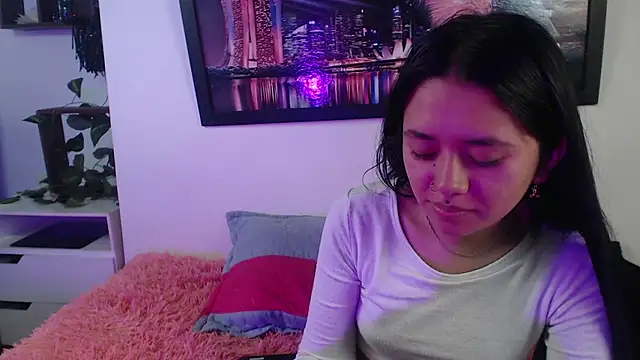 hellenngp online show from November 18, 7:48 pm