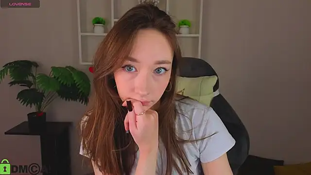 Miche1le Allenne online show from February 14, 1:07 am