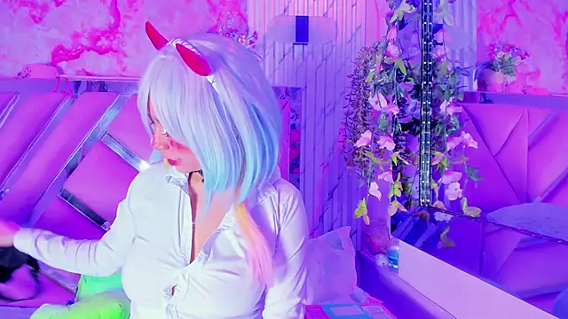 Akane Hikari  online show from October 13, 5:21 am