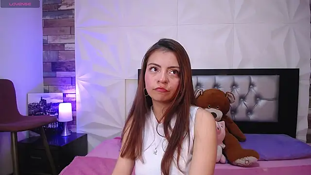 Cherrylionn online show from October 1, 3:11 am