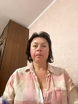 Kiravix online show from October 29, 2:20 pm