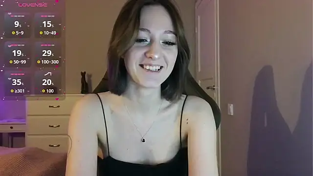white liillyy online show from May 17, 9:14 pm