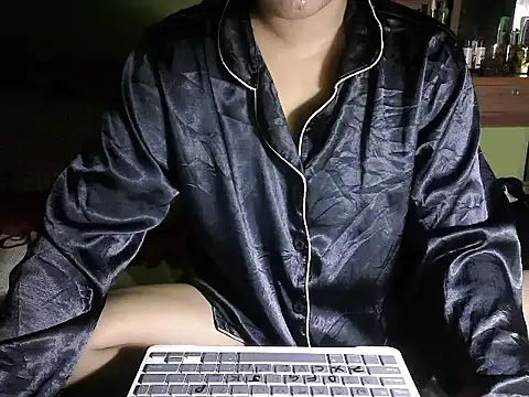 BigClit Ayana online show from November 14, 8:31 pm