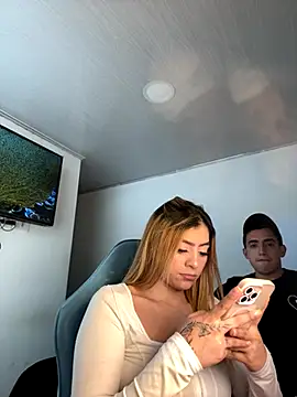 Melissa coll online show from September 18, 8:51 pm