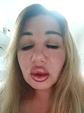 Alisasexxh online show from February 22, 9:48 pm