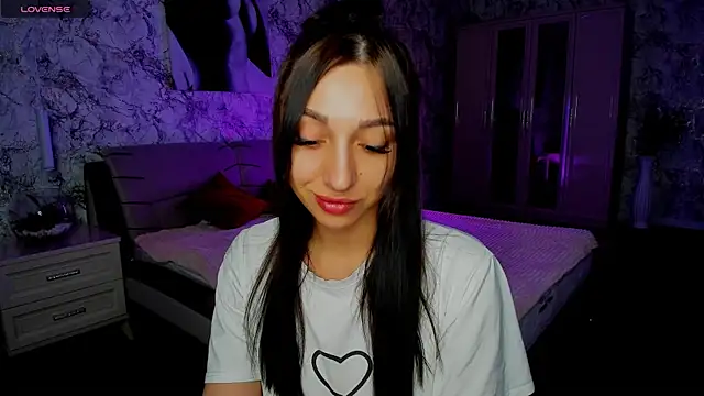 sheillawood online show from October 14, 12:46 am