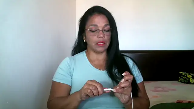 afrodhita hot online show from October 17, 3:15 pm