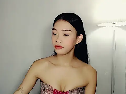 holyakiesha online show from November 15, 11:39 pm