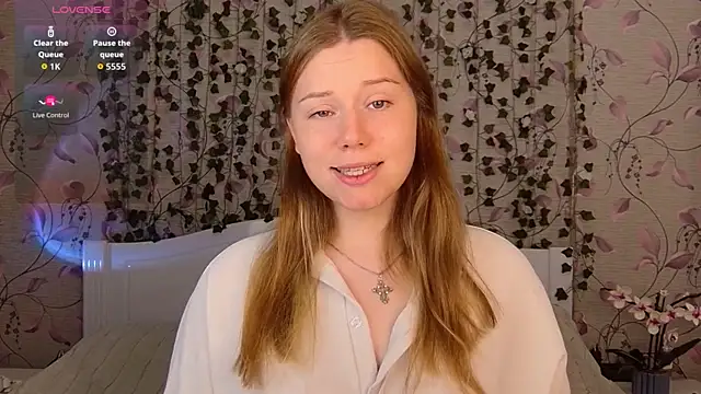  influensii  online show from September 13, 7:05 am