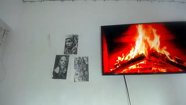 Foxy Lovex online show from November 22, 10:45 pm