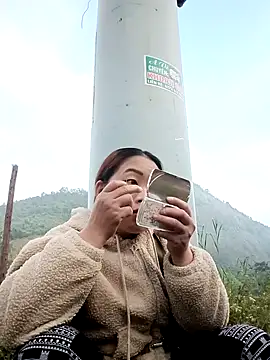 PhamPhung online show from October 26, 11:44 pm