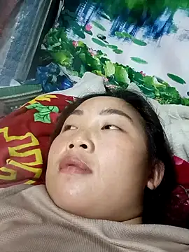 PhamPhung online show from April 18, 3:58 pm