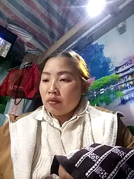 PhamPhung online show from February 9, 10:06 am