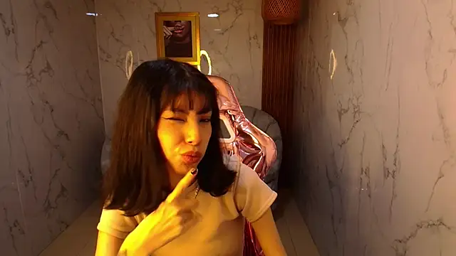 verana s online show from October 30, 11:17 pm